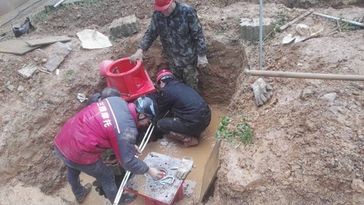 QQ圖片20161129110601.jpg 江西 ‘仙女湖5A景點”項目用軸流深井消防泵安裝調(diào)試完畢(圖4)